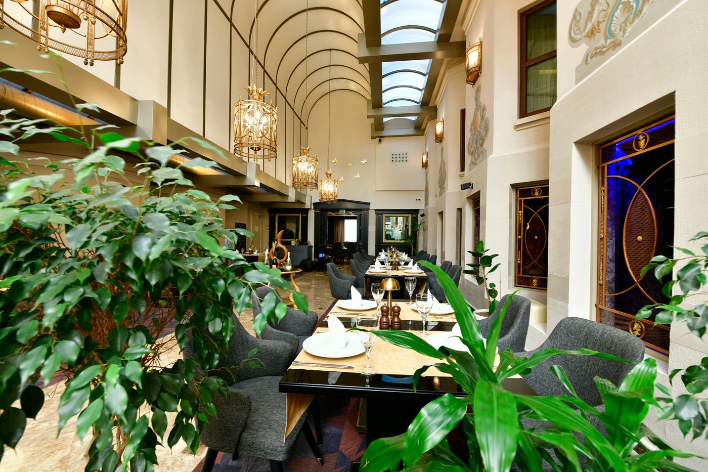 Crowne-Plaza-Istanbul---Old-City-Restaurant-53