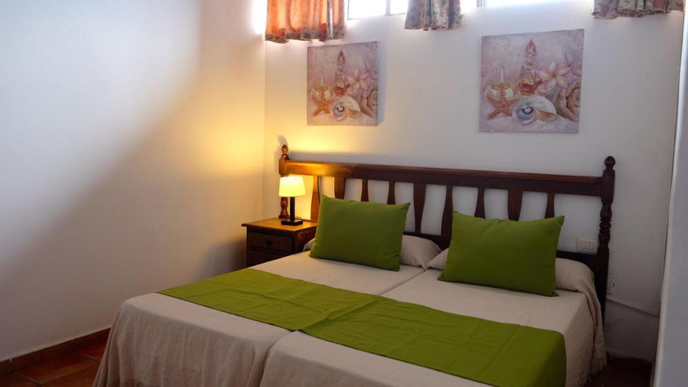 Finca-la-Hacienda-Rural-Hotel-Room-14