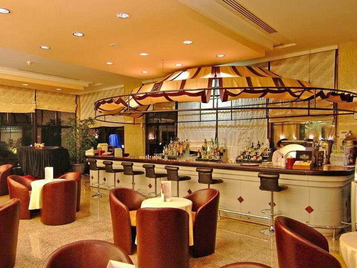 Ozkaymak-Falez-Bar-35