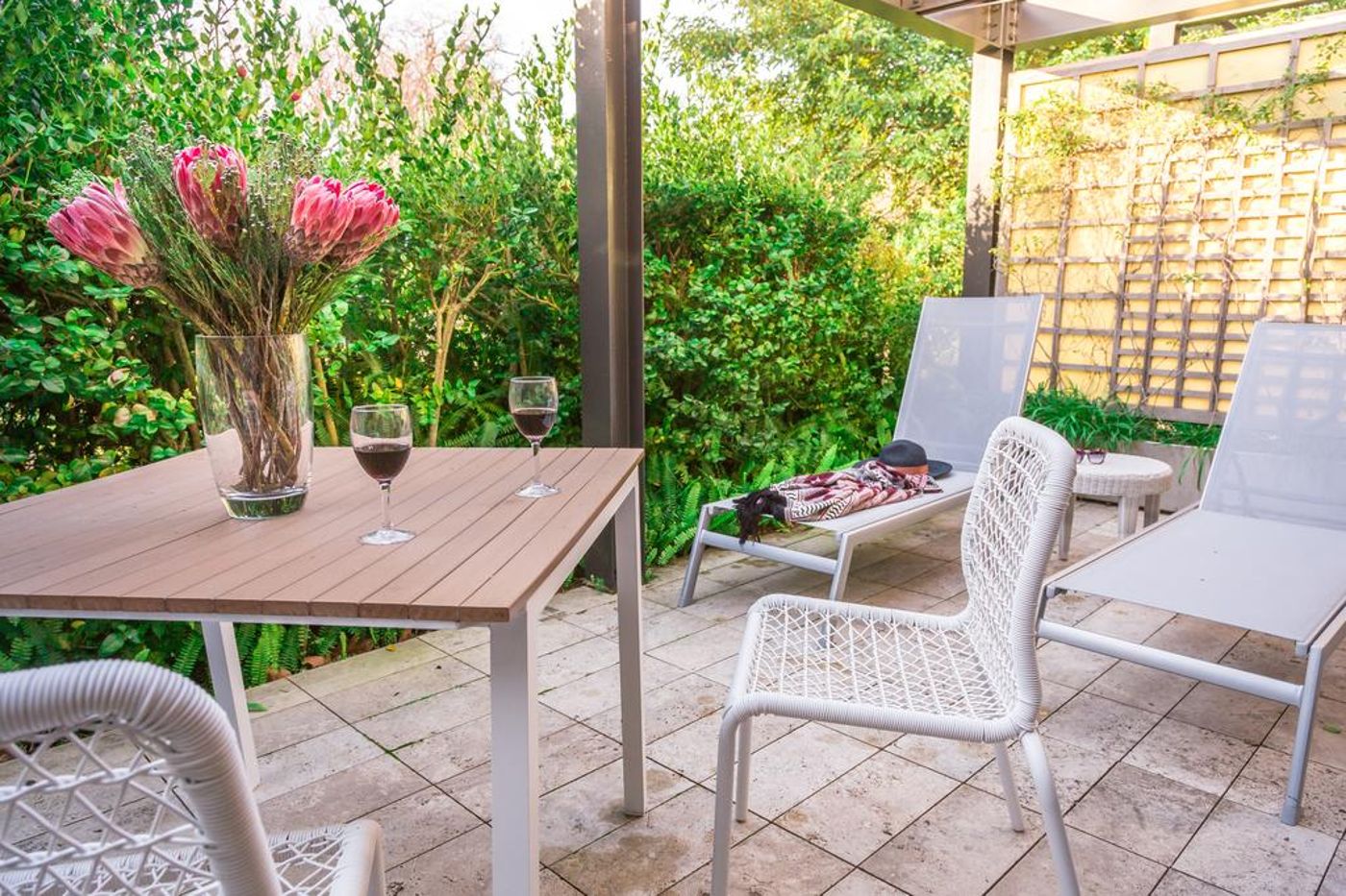 Vineyard-Hotel-Terrace-44