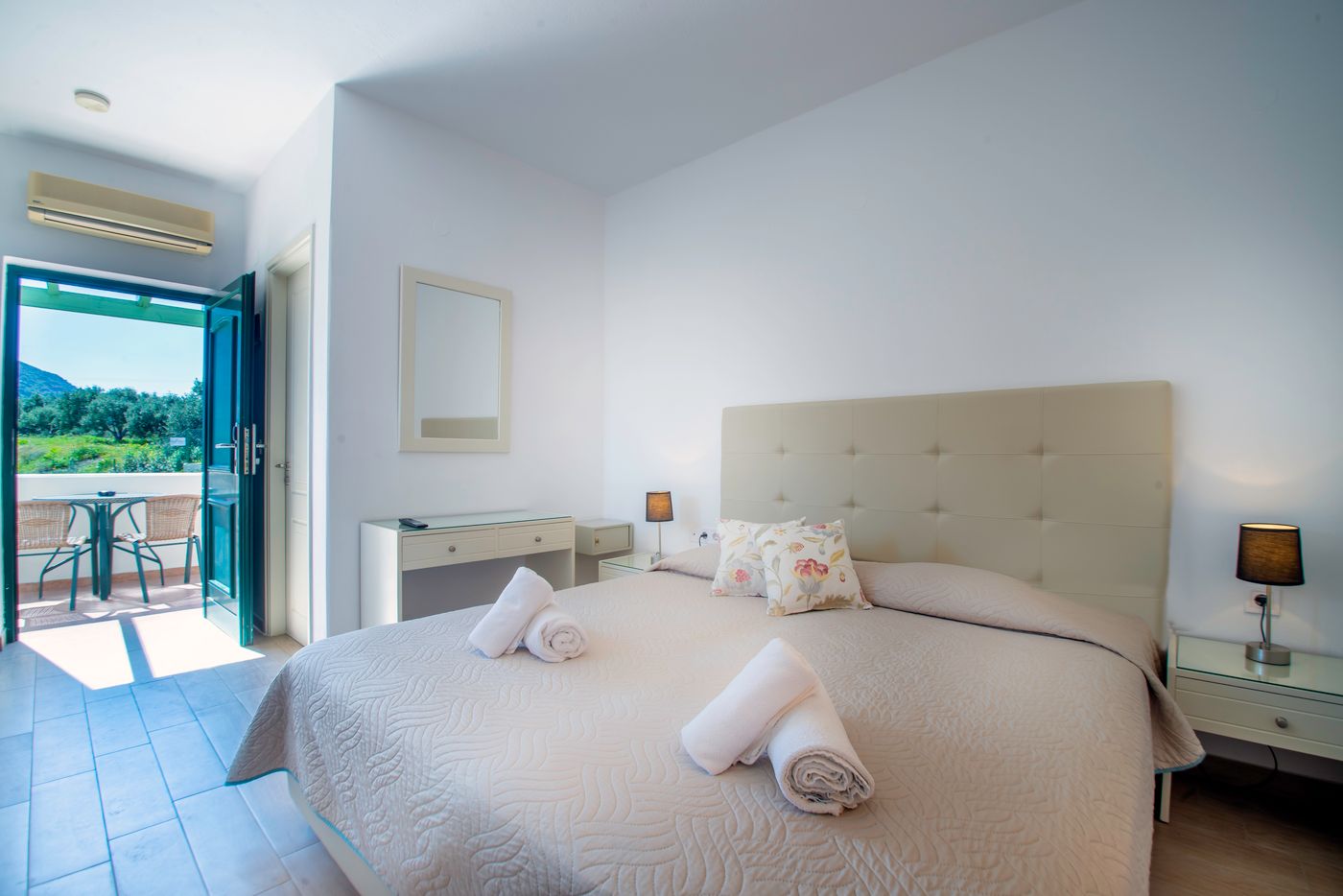 Palatia-Village-Apartments-Room-16