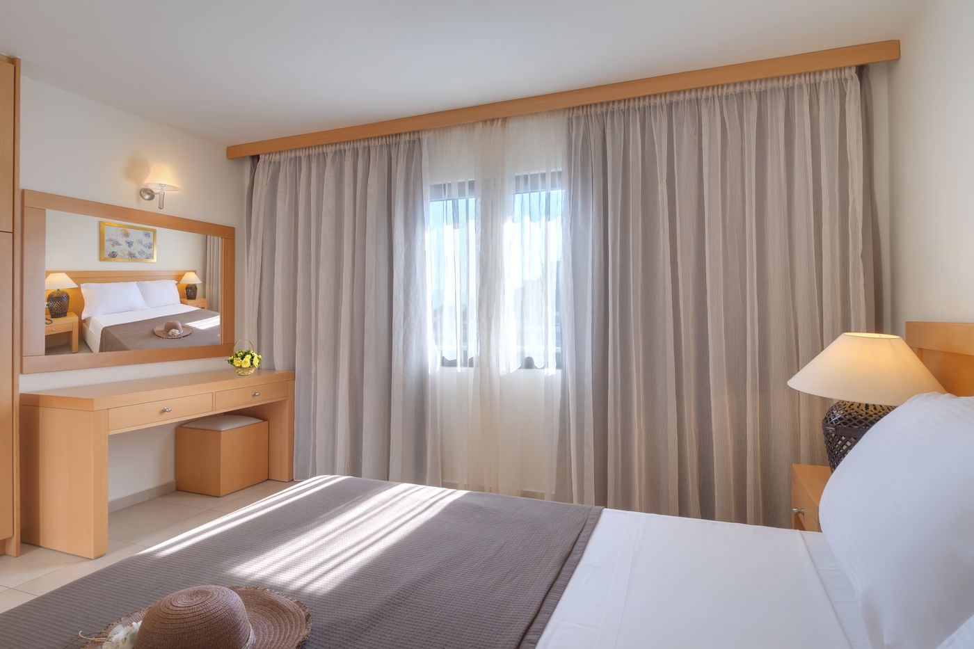 Ariadne-Beach-Room-19