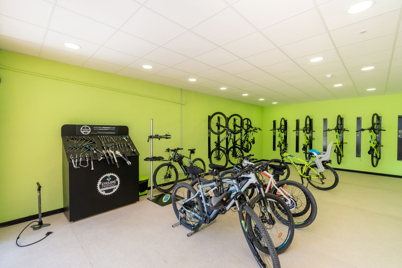 Club-Hotel-Aguamarina-Sports-and-Entertainment-91