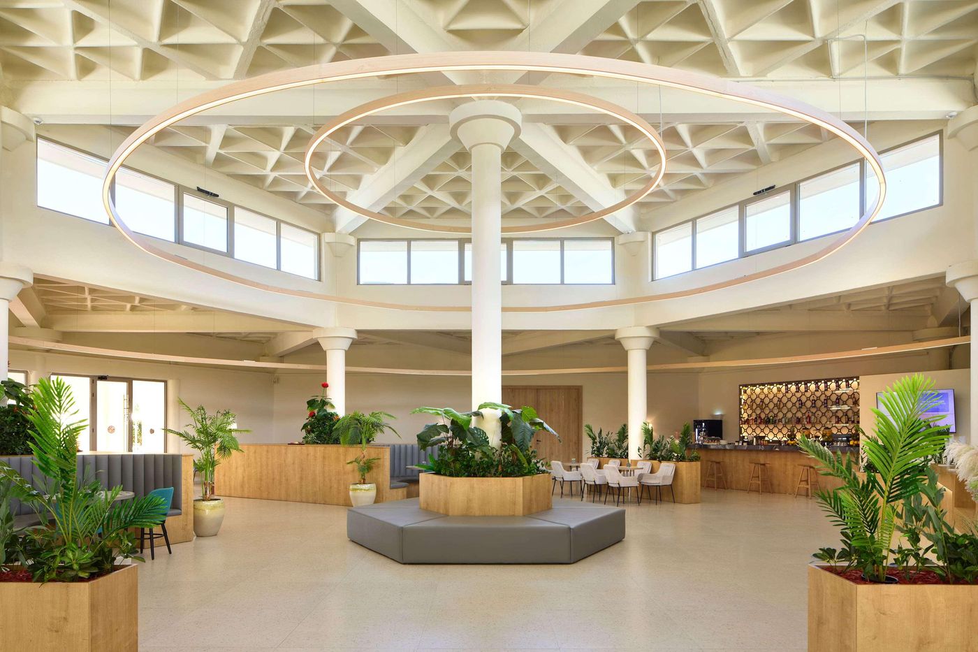 Sol Tropikal Durres-Albania-Durrã«S-General view-1