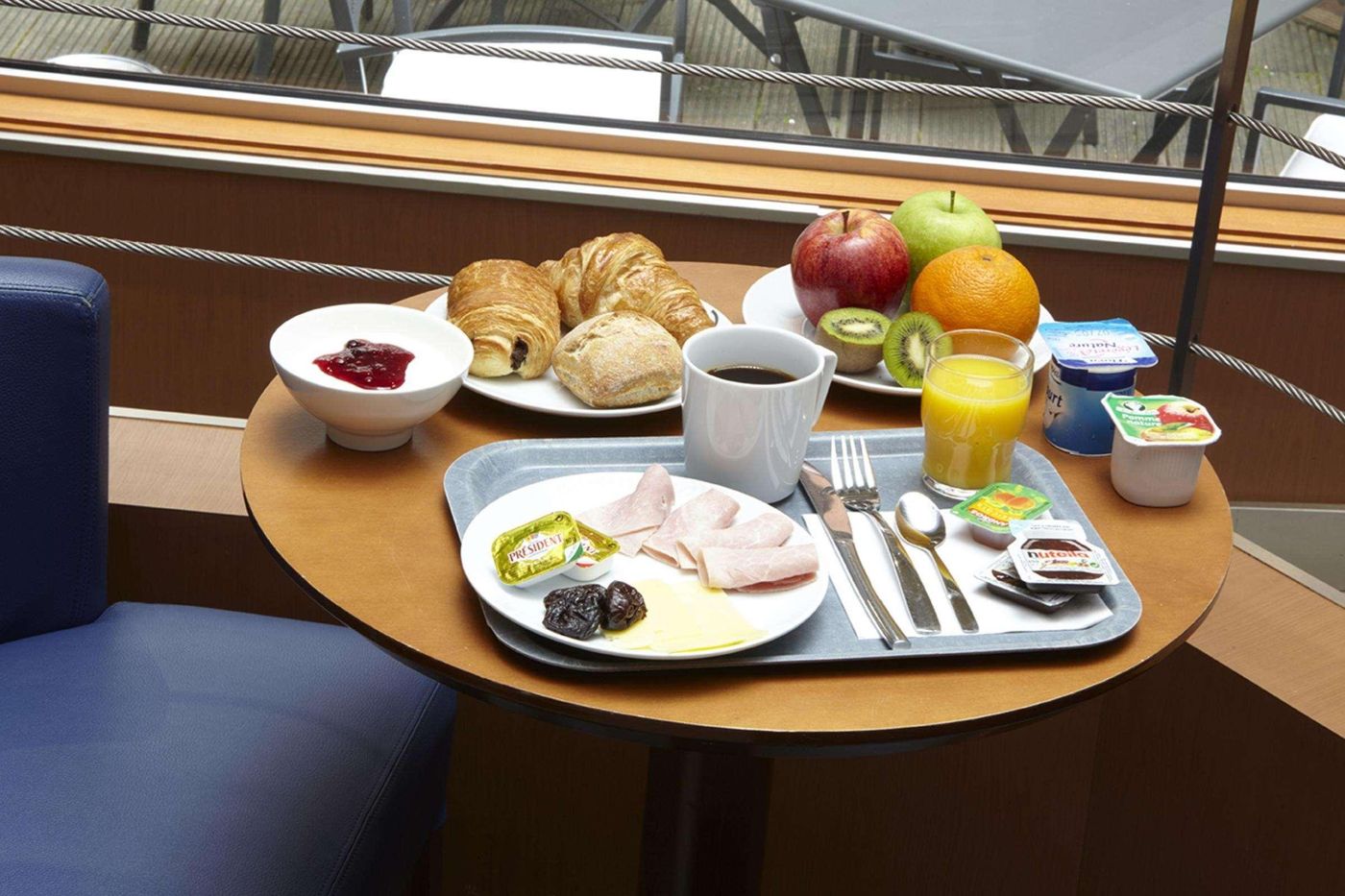 Campanile-Paris14-Maine-Montparnasse-Restaurant-51