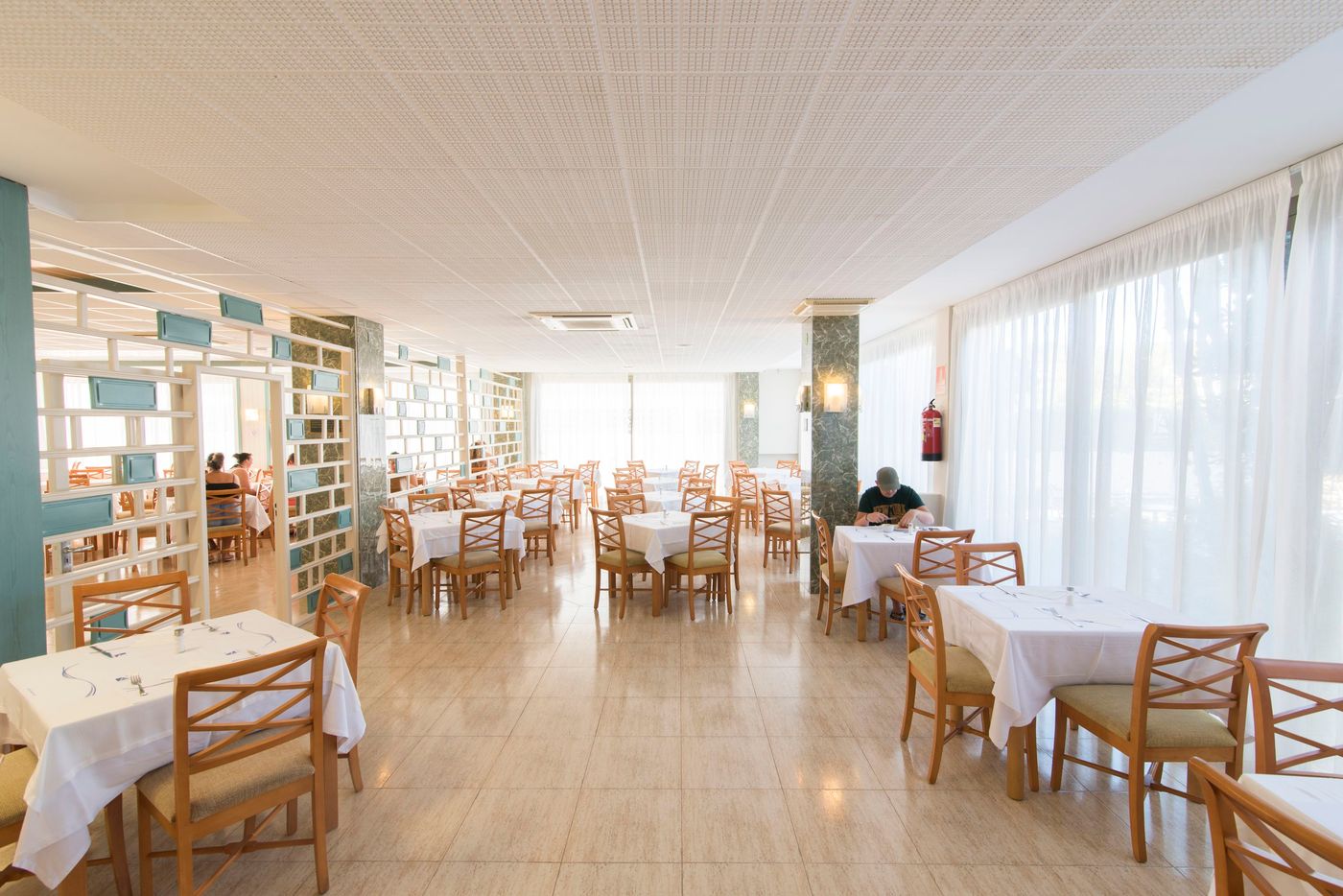 AzuLine-Hotel-S-Anfora---Fleming---Adults-Only-Restaurant-25