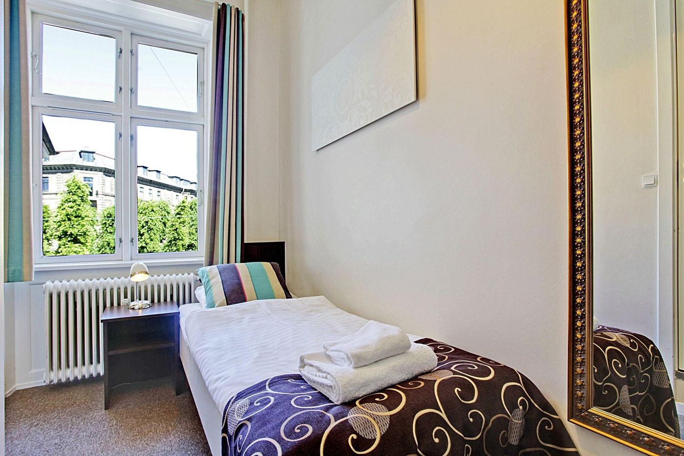 Sct Thomas - Denmark - Copenhagen - Room - 6