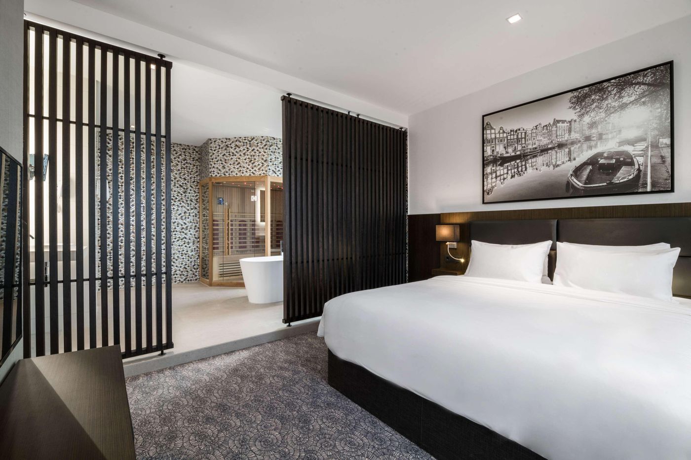 Radisson-Hotel---Suites-Amsterdam-South-Room-35