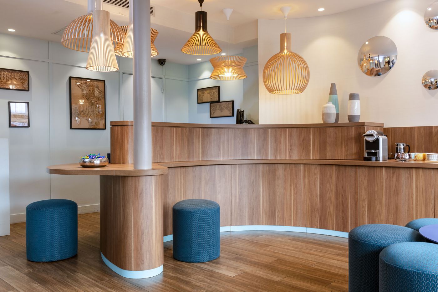 Hotel-des-Nations-Saint-Germain-Lobby-1