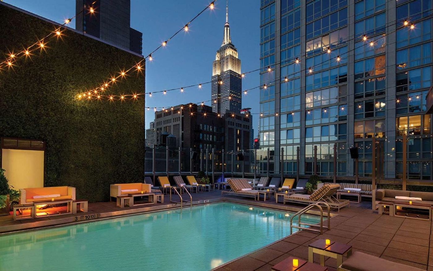 Royalton-Park-Avenue-Pool-2