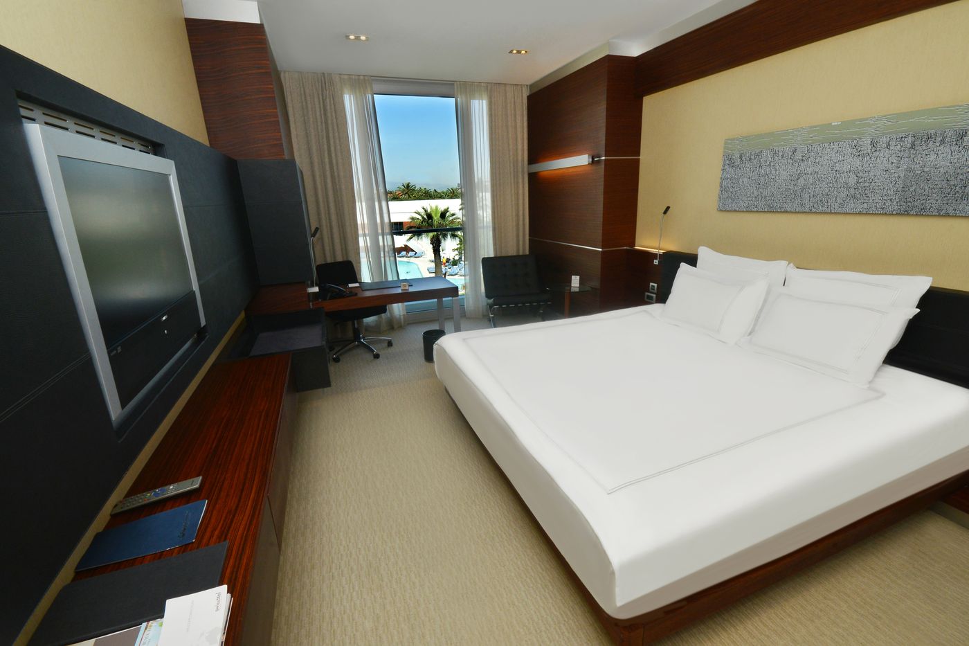 Swissotel-Grand-Efes-Izmir-Room-35