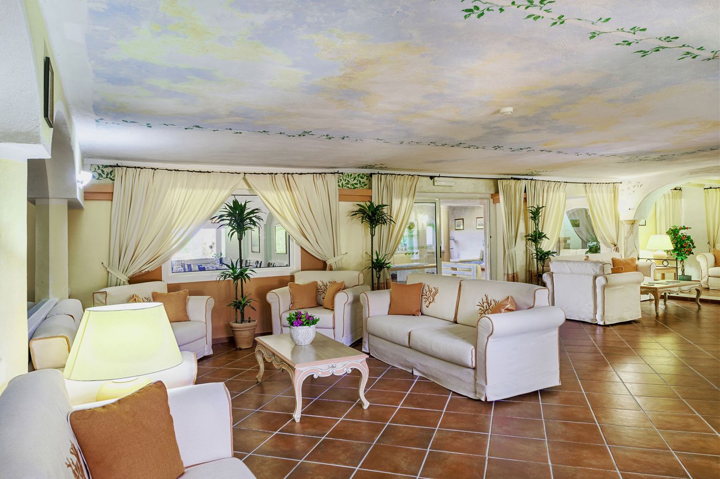 Colonna-Beach-Hotel---Residence-Lobby-35