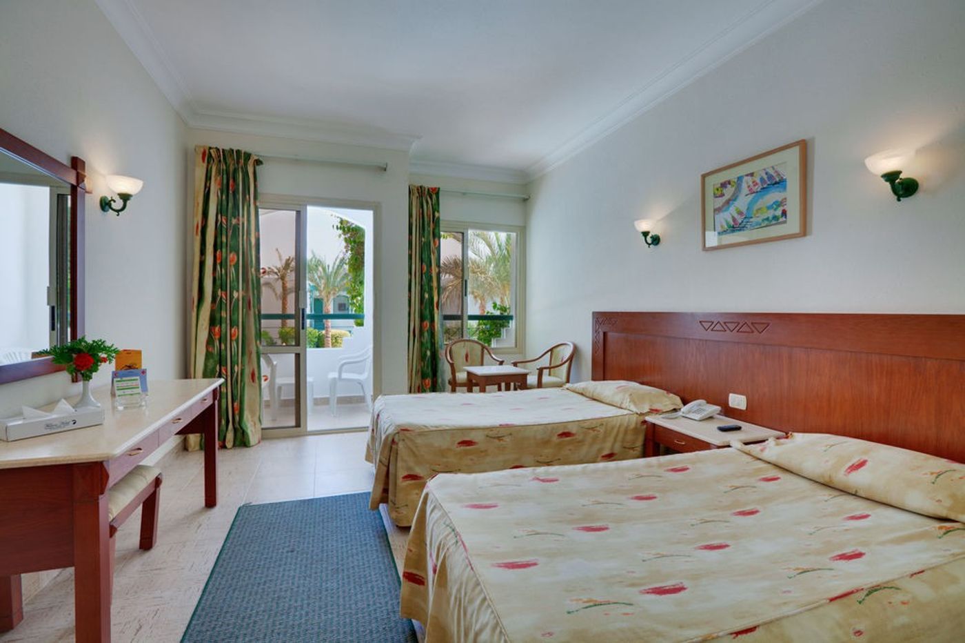 Falcon-Hills-Room-27