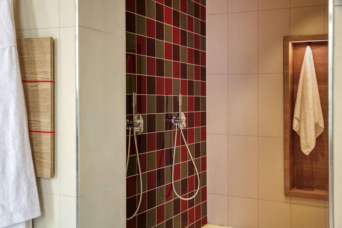 IntercityHotel-Amsterdam-Airport-Sports-and-Entertainment-45