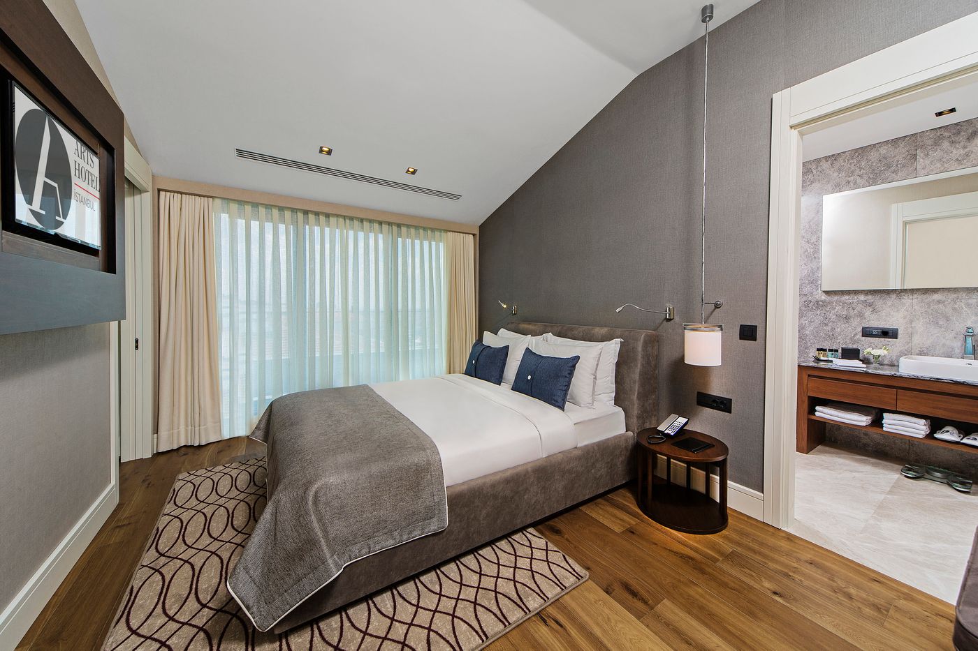 Arts-Hotel-Istanbul-Room-23