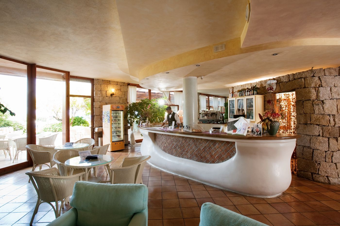 Swadeshi-Sporting-Hotel-Tanca-Manna-Bar-24