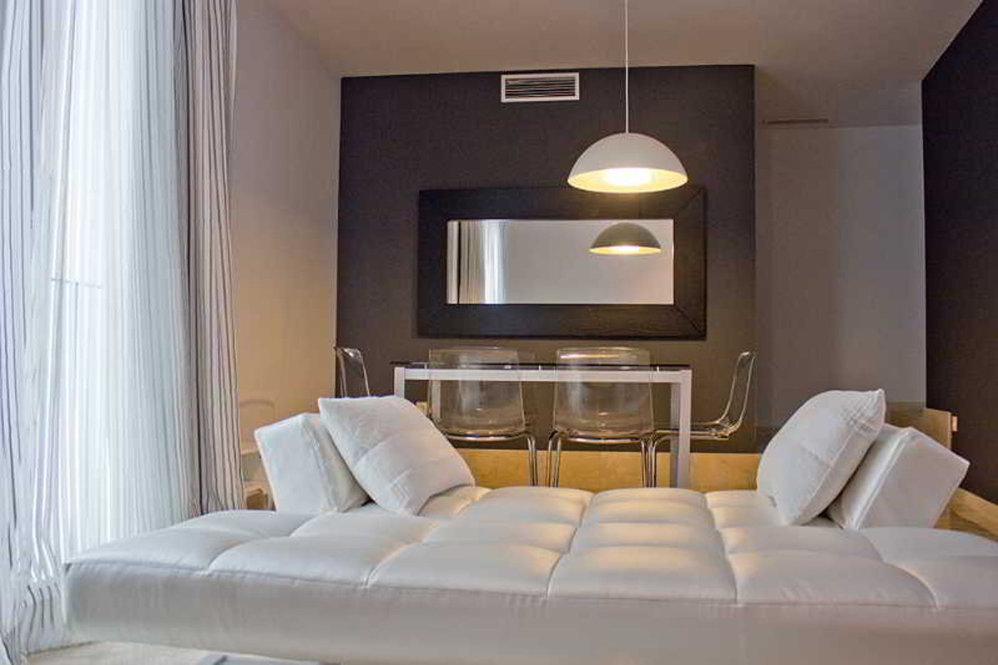 Elvira Suites-Spain-GRANADA-Room-9
