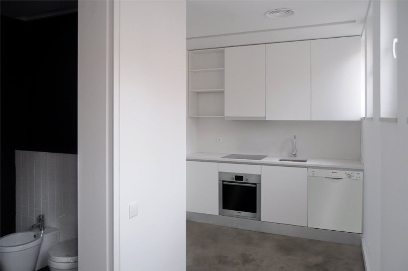 Hello-Lisbon-Santa-Apolonia-Apartments-Room-23