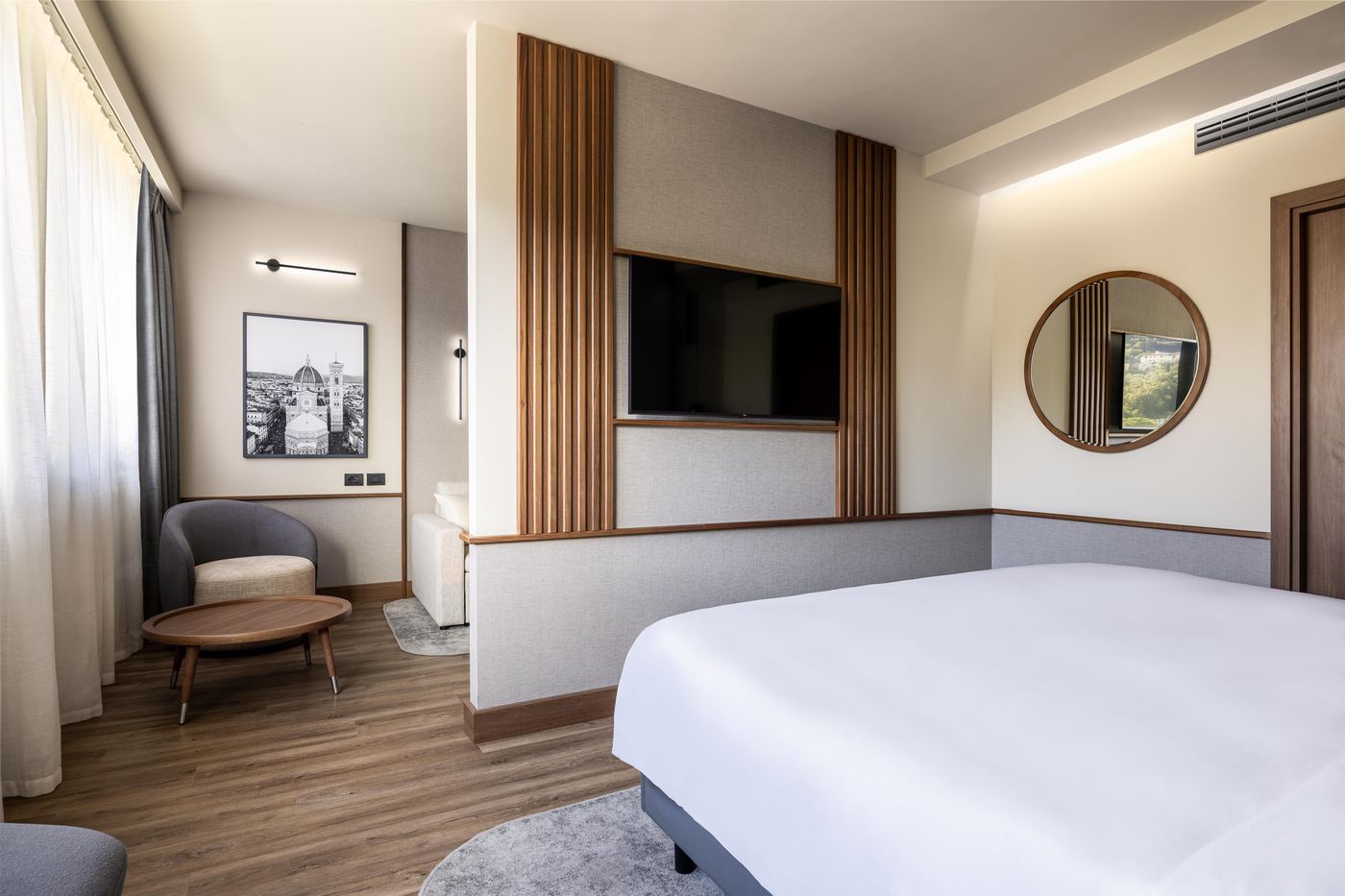 Conference-Florentia-Hotel-Room-8