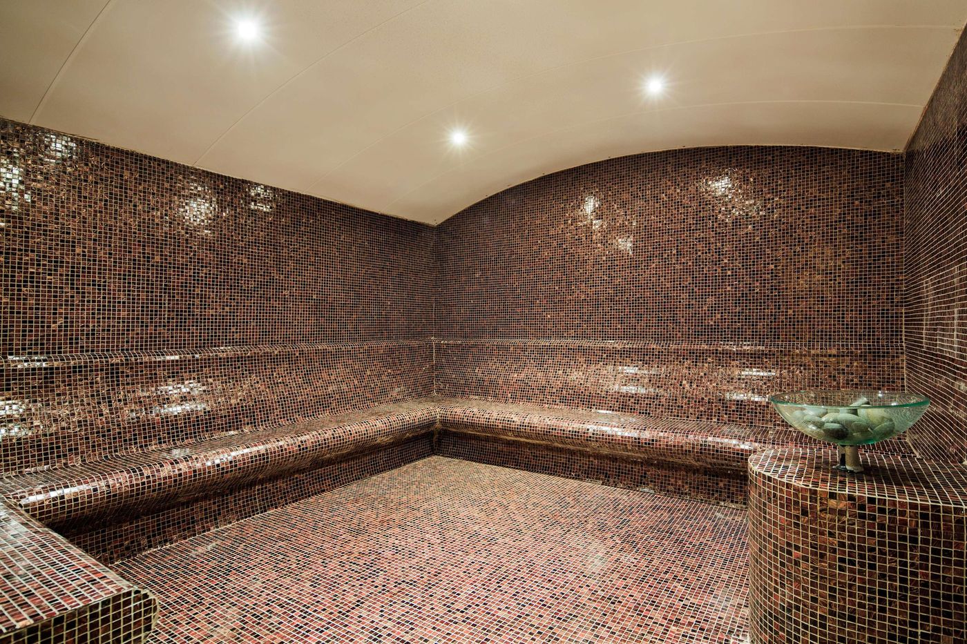 Papillon-Ayscha-Hotel-Sports-and-Entertainment-111