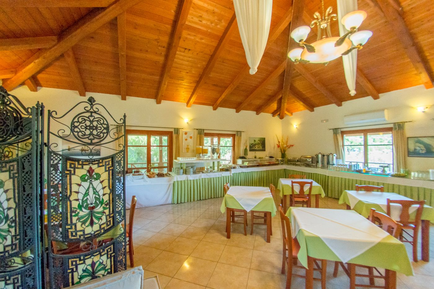 Sea-View-Village-Restaurant-34