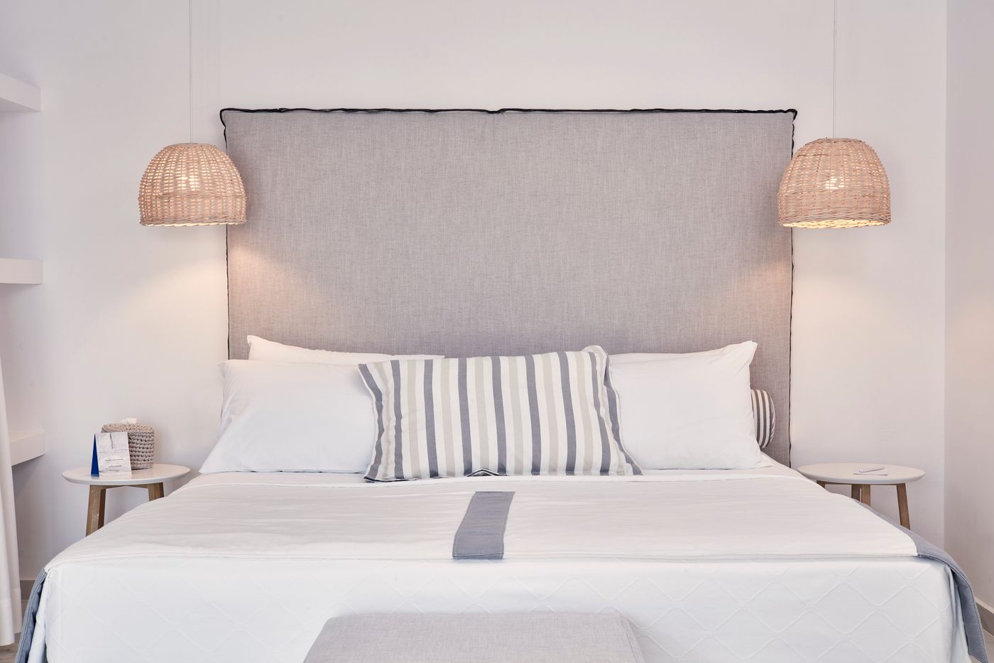 Archipelagos-Hotel-Room-37