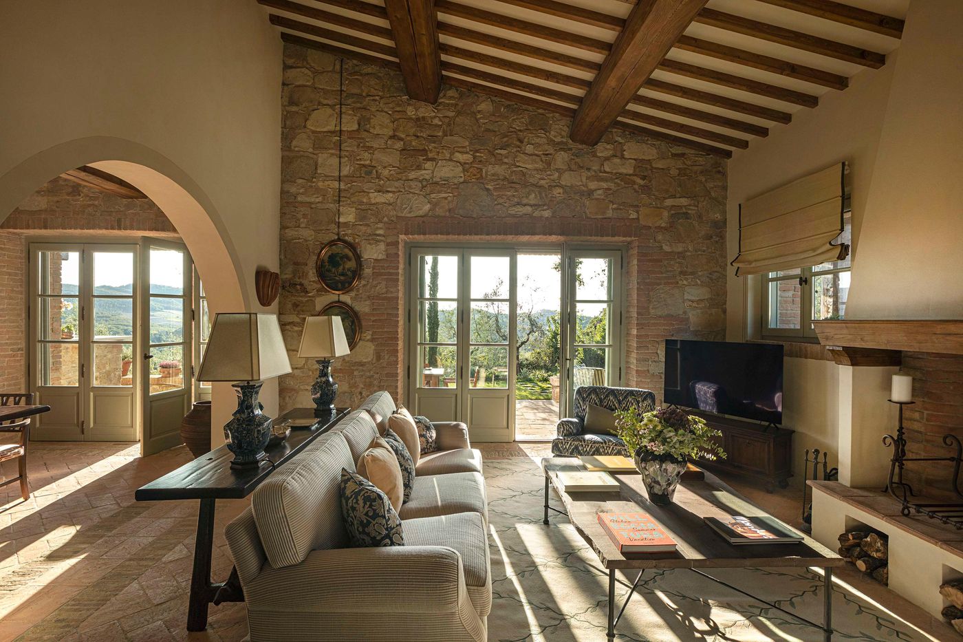 Castello-Di-Casole--A-Belmond-Hotel--Tuscany-Room-16