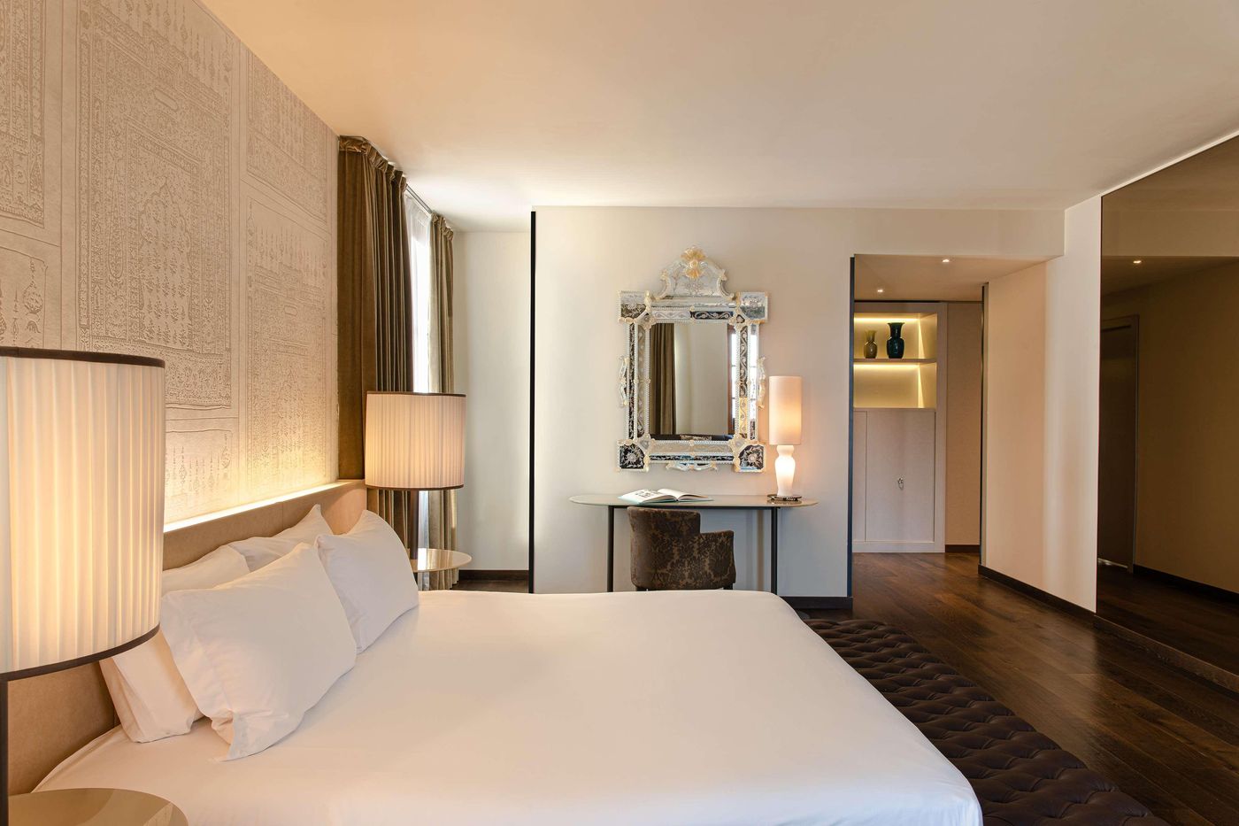 Hyatt-Centric-Murano-Venice-Room-33