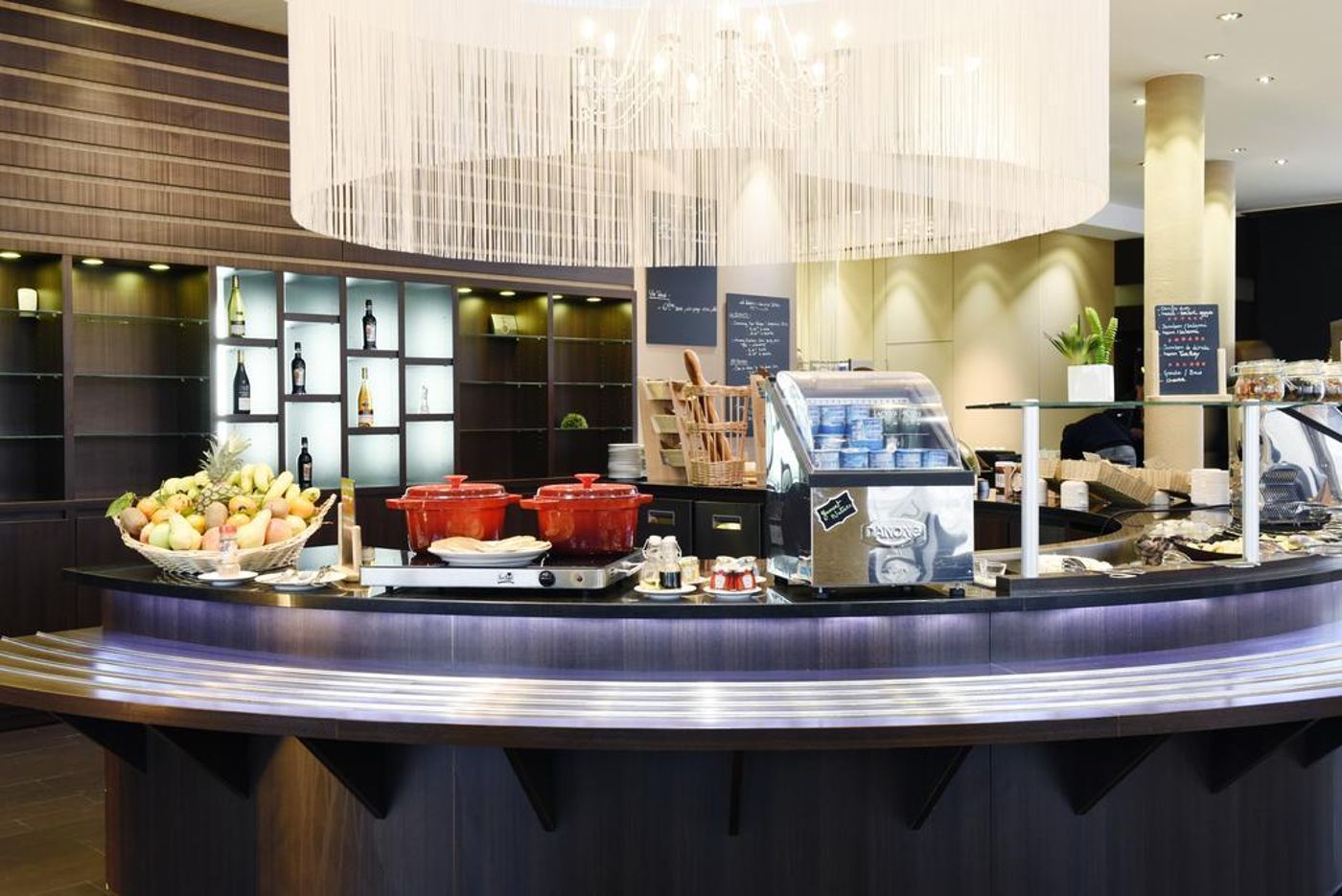 ibis-Luxembourg-Aeroport-Restaurant-41