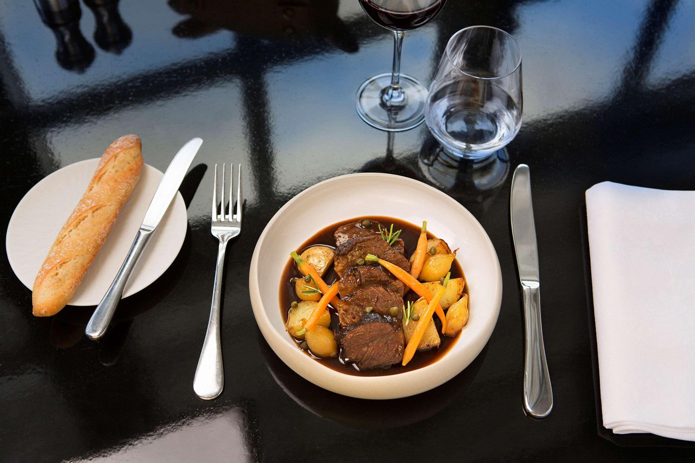 Waldorf-Astoria-Versailles---Trianon-Palace-Restaurant-66