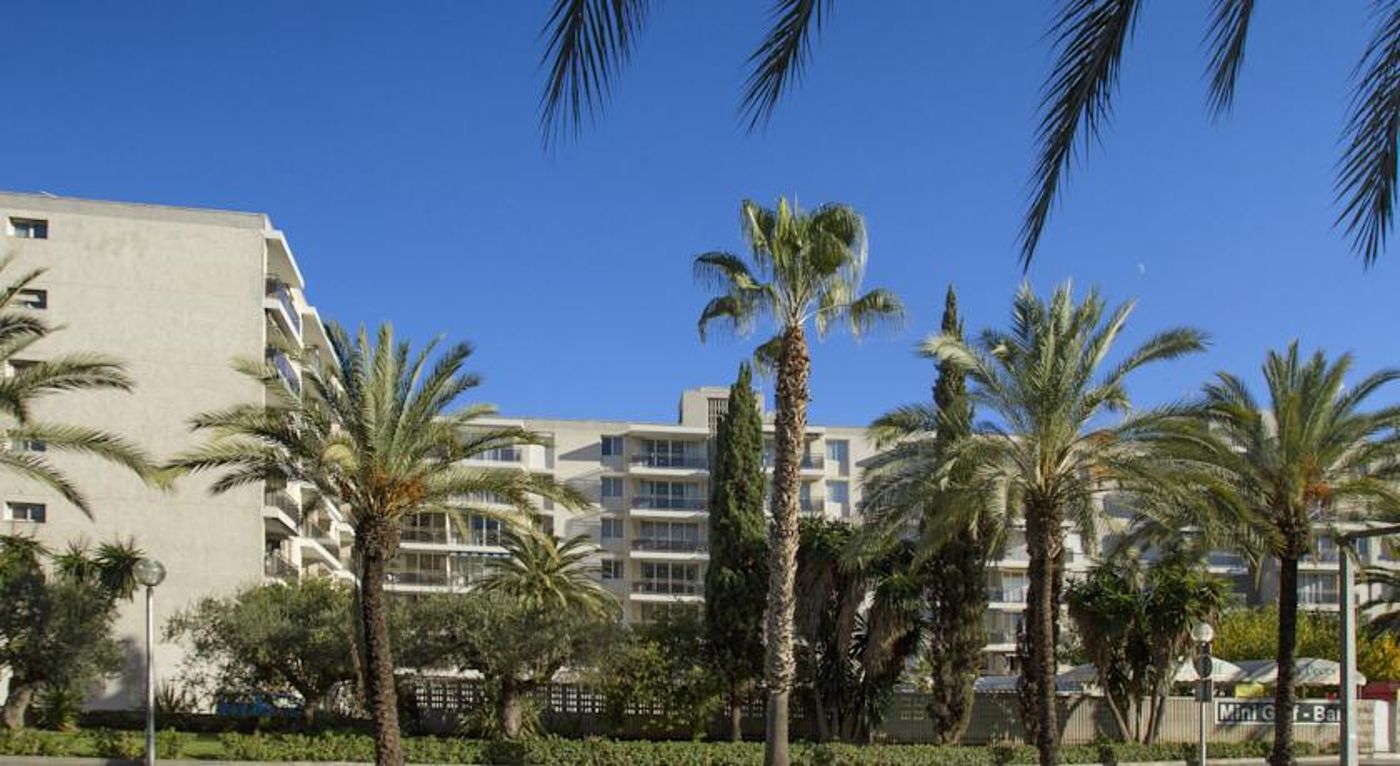 Los Peces Apartments