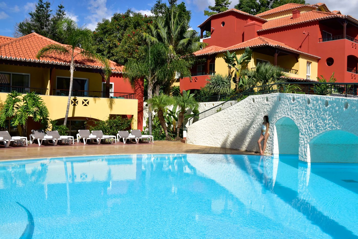 Pestana-Village-Garden-Resort-Aparthotel-Pool-2