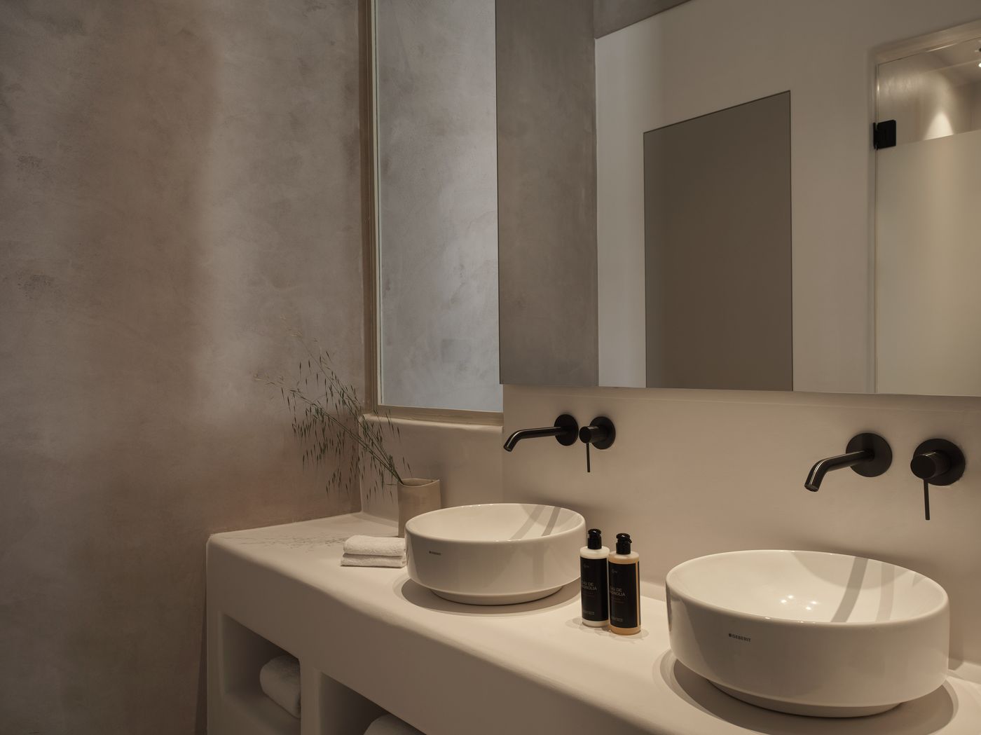 Yi-Hotel-Mykonos---Adults-only-Room-42