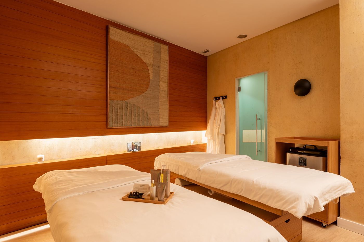 Sesimbra-Oceanfront-Hotel-Sports-and-Entertainment-35