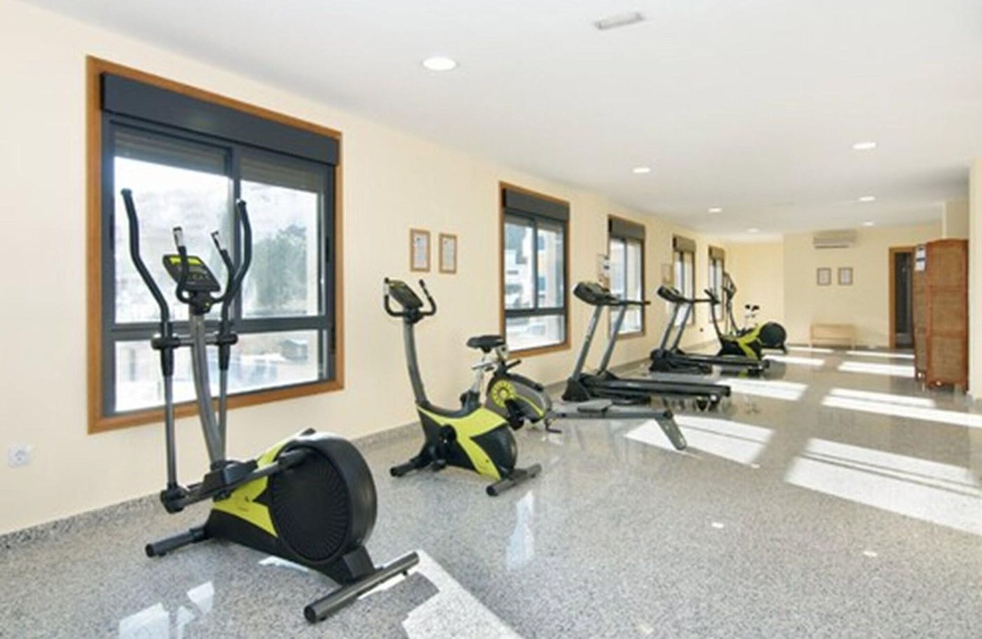 Apartamentos-Nuria-Sol-Sports-and-Entertainment-44