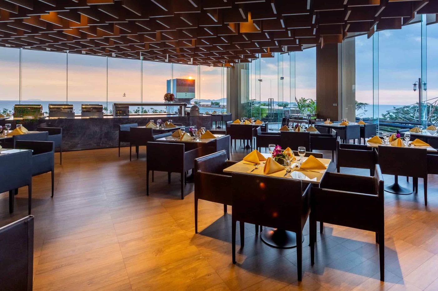 Royal Cliff Beach Hotel