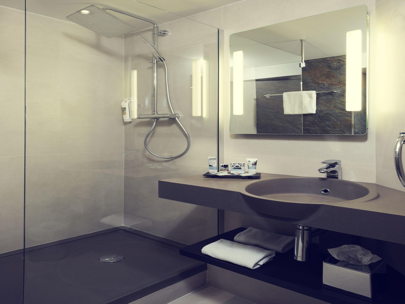 Hotel-Mercure-Paris-Porte-de-Pantin-Room-39