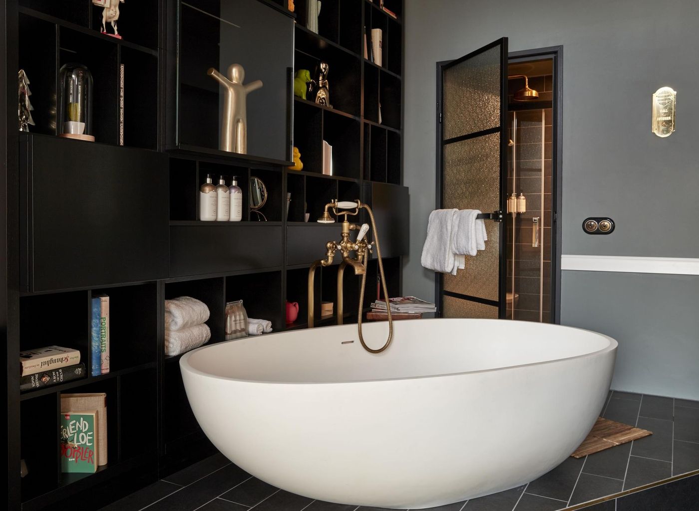 Sir-Savigny-Hotel--part-of-Sircle-Collection-Room-30