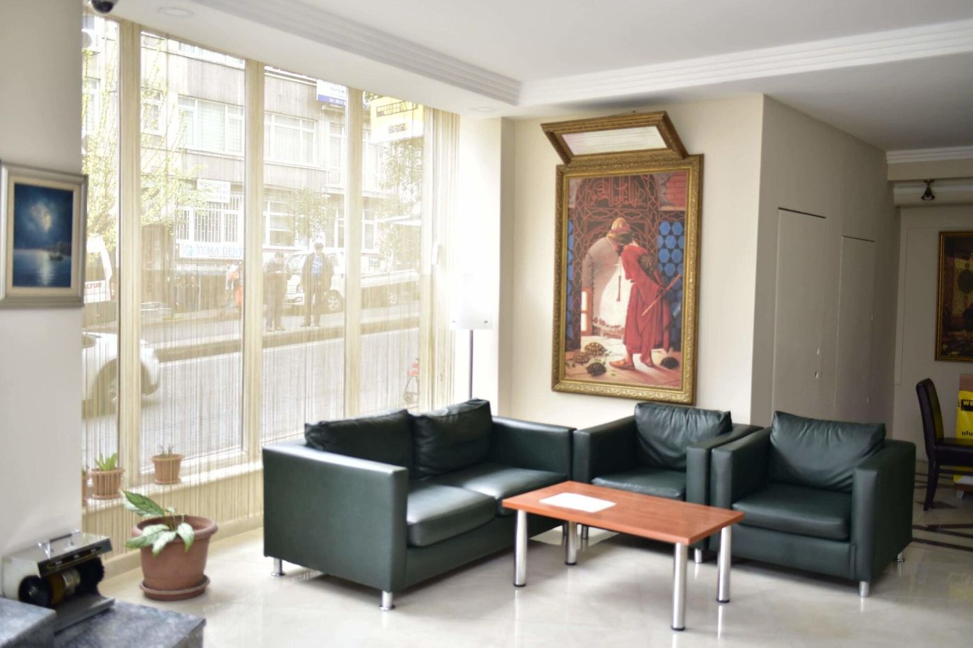 Hotel-Topkapi-Lobby-33