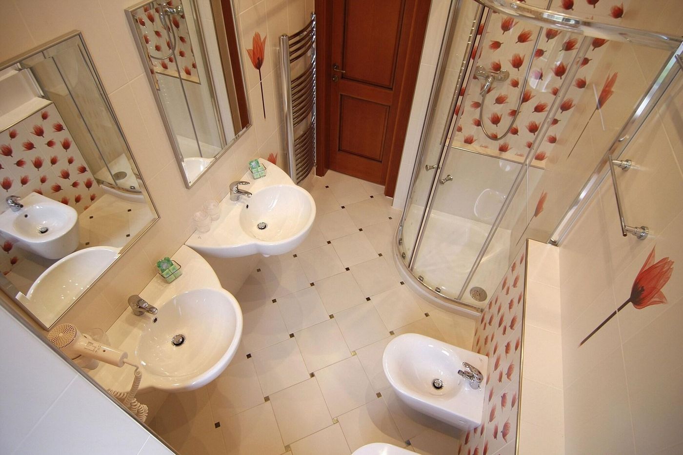 Green-Garden-Hotel-Room-31