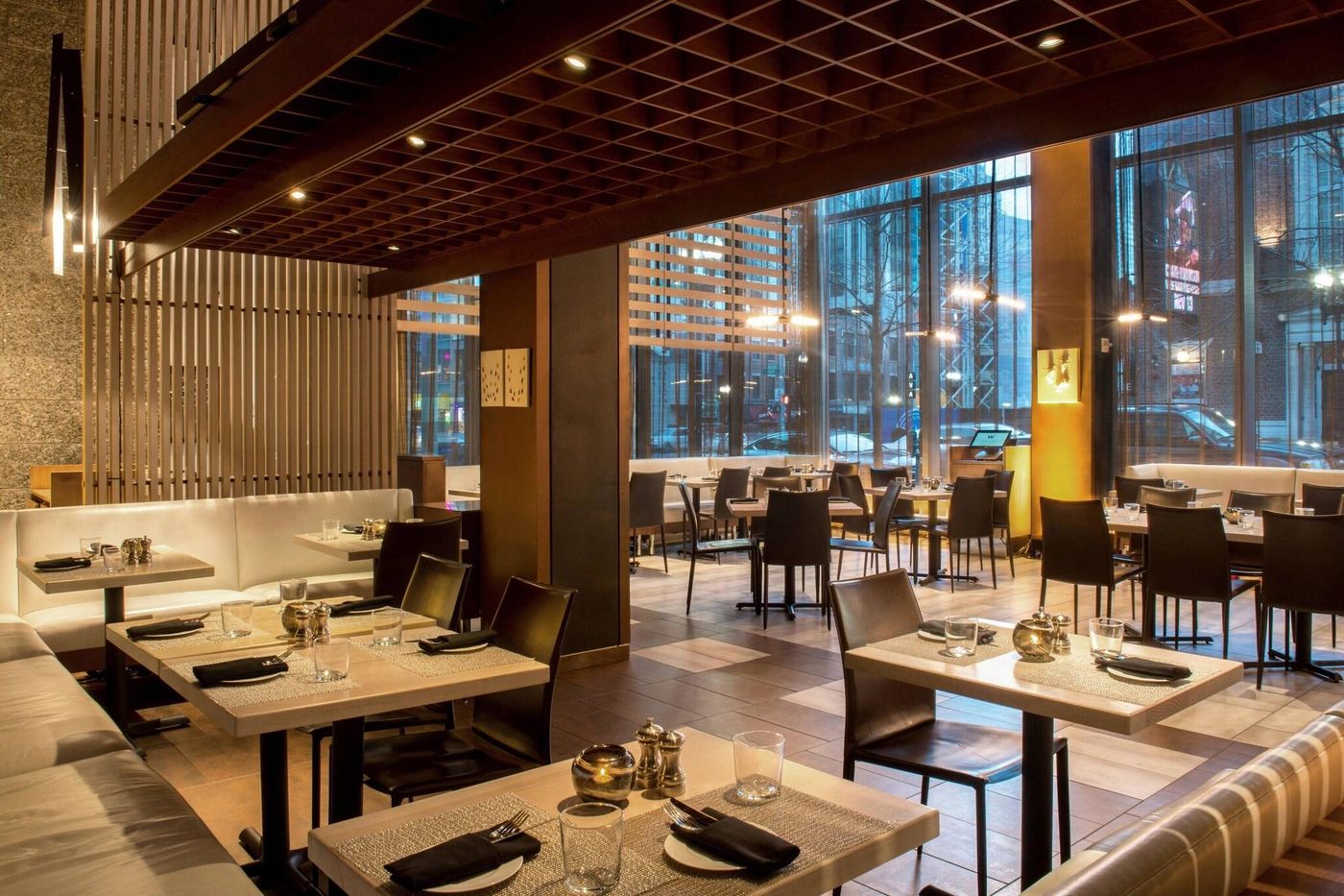 W-Hotel-Boston-Restaurant-69