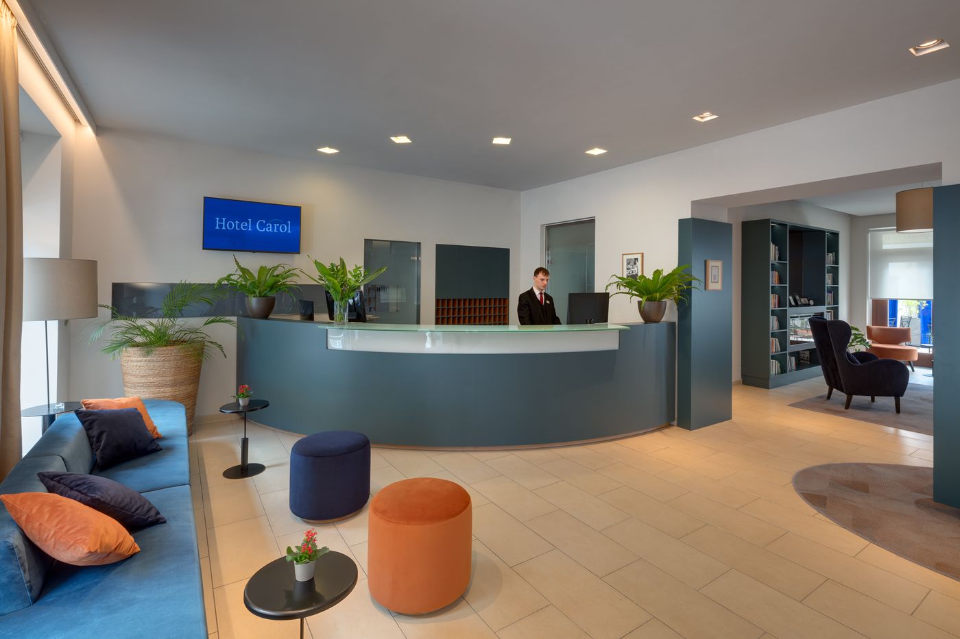 Hotel-Carol-Lobby-4