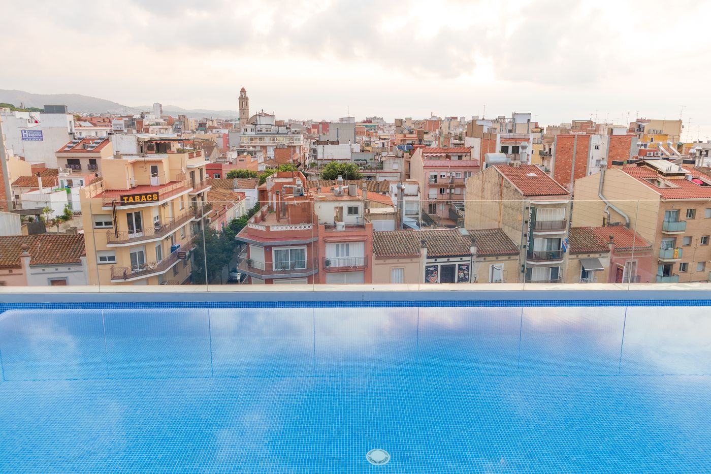 Les-Palmeres-Pool-64