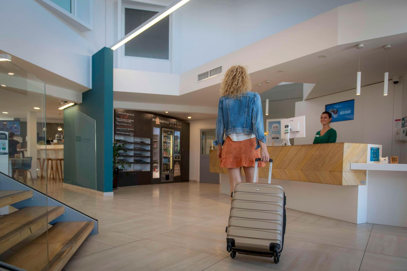 Kyriad Montpellier Lunel - France - LUNEL - Lobby - 6
