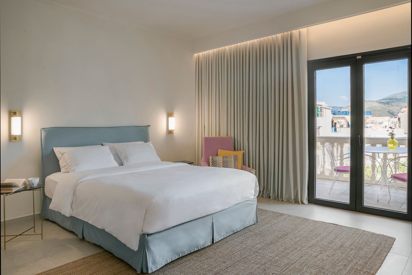 The-Alley-Hotel-Room-14