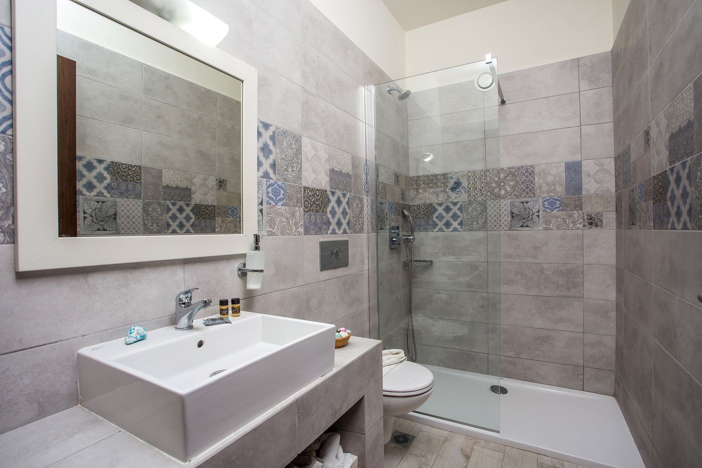 Evita-Studios-Room-36