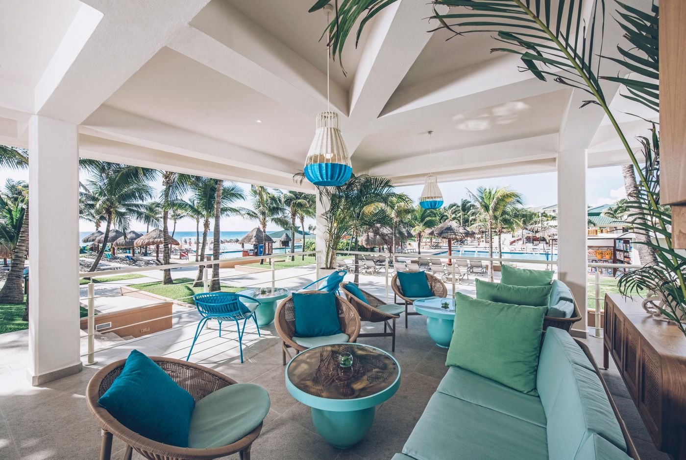 Iberostar-Cancun-Terrace-18