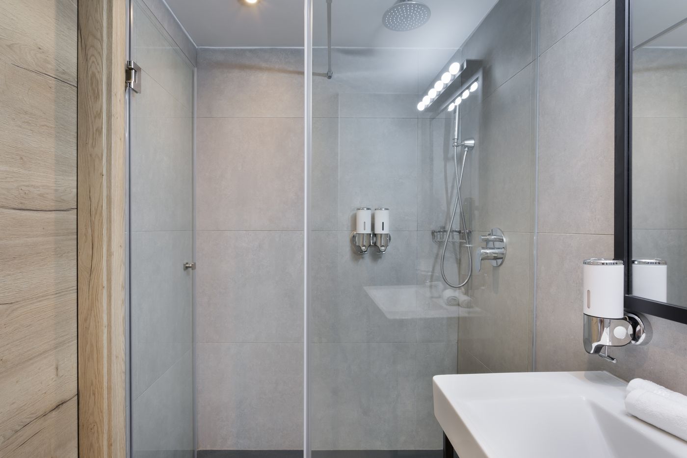 Azur-Hotel-by-ST-Hotels-Room-22