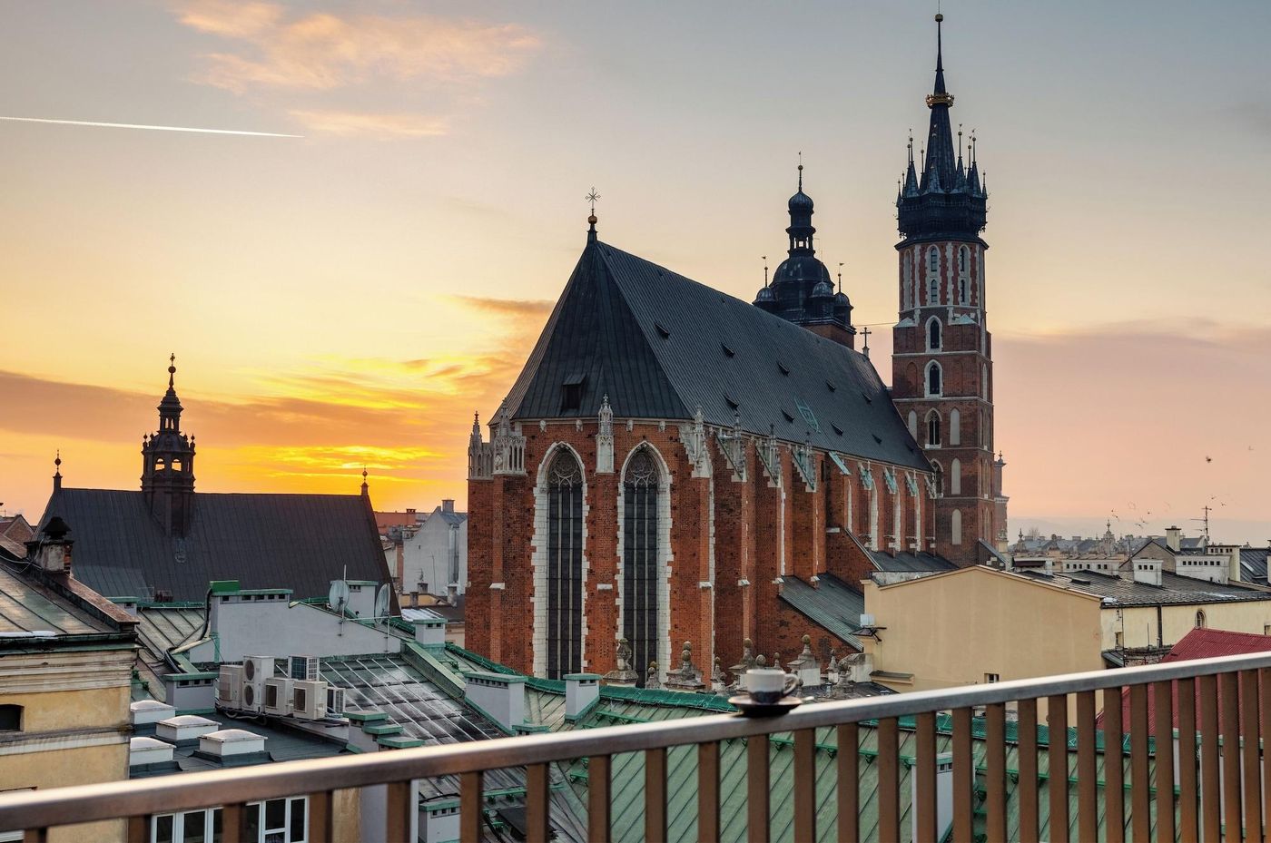 Nomadic-Urban-Premium-Suites-Room-6