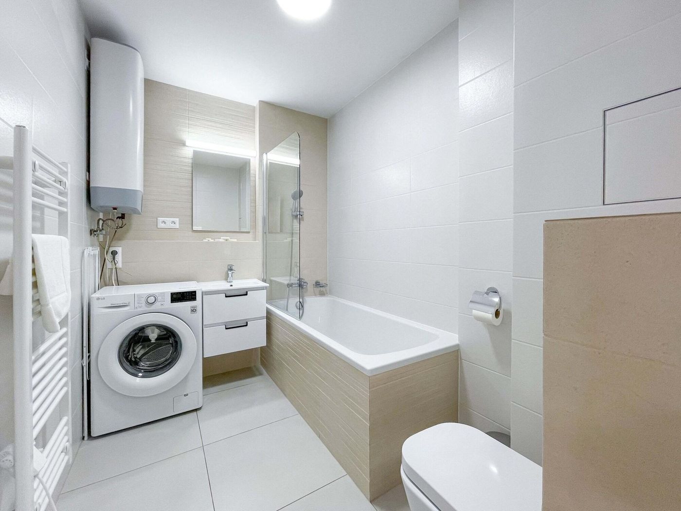 Metropolitan Star Apart Hotel-Slovakia-Bratislava-Room-9